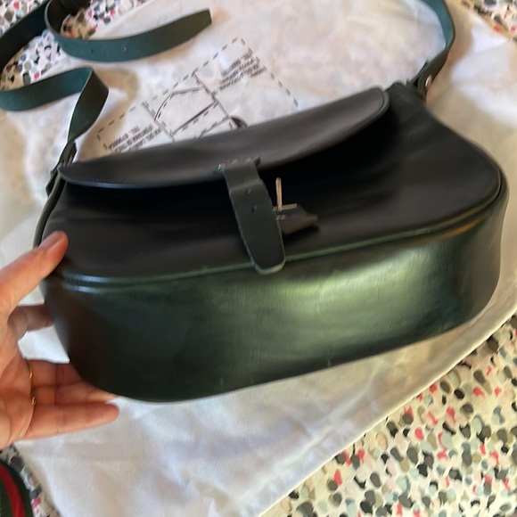 Leather crossbody saddle bag - Picture 5 of 5